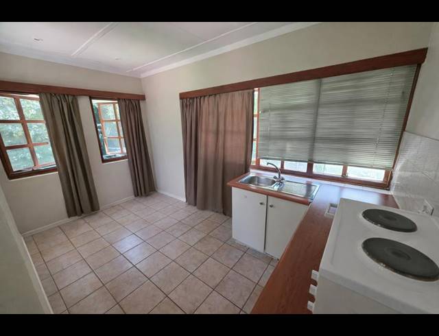 1 BEDROOM PROPERTY TO RENT IN HYDE PARK